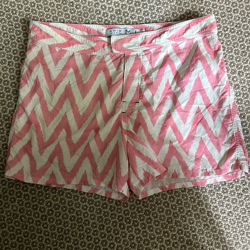 Men’s swim shorts